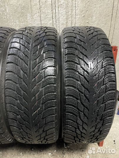 Nokian Tyres Hakkapeliitta R3 SUV 235/60 R18 107R