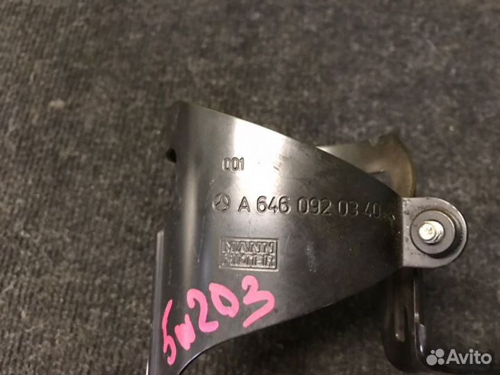 Крепление топливного фильтра Mercedes 203 W203