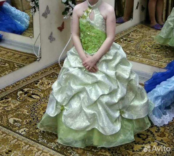 Платье на девочку