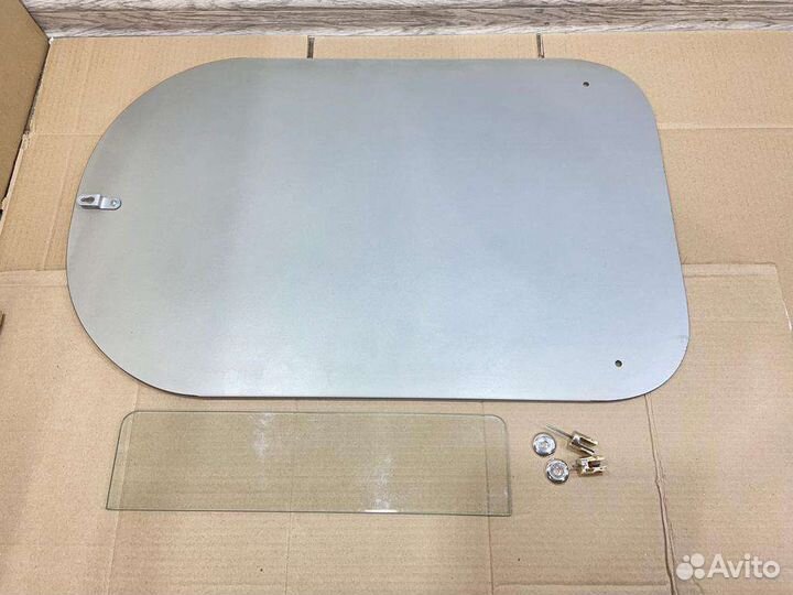 Зеркало с полкой 70 на 45 см