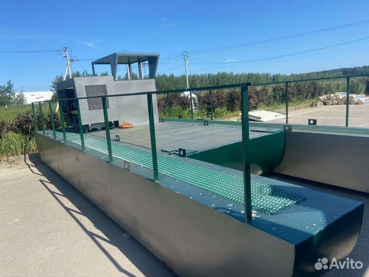 Земснаряд,водный комбайн для очистки рек и озёр