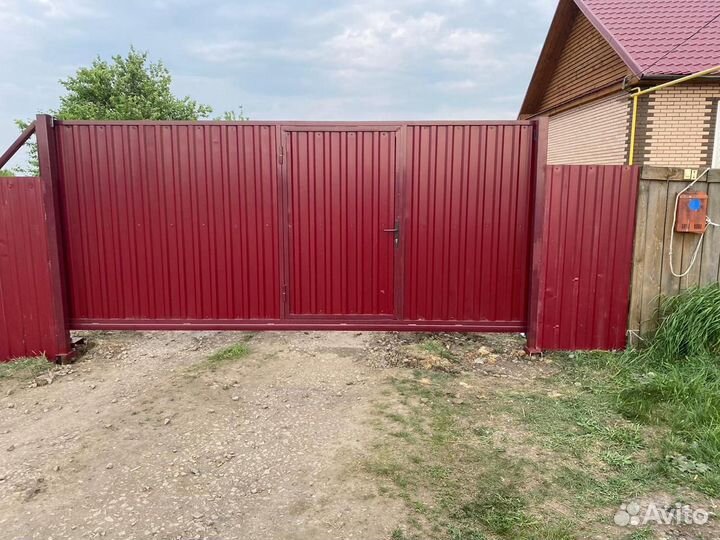 Ворота откатные с встроенной калиткой