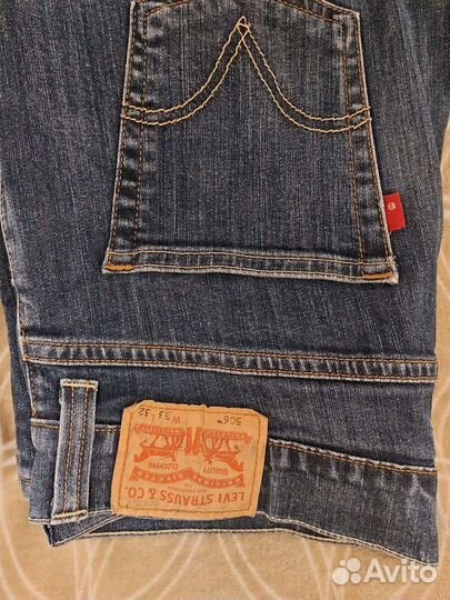Джинсы Levi's
