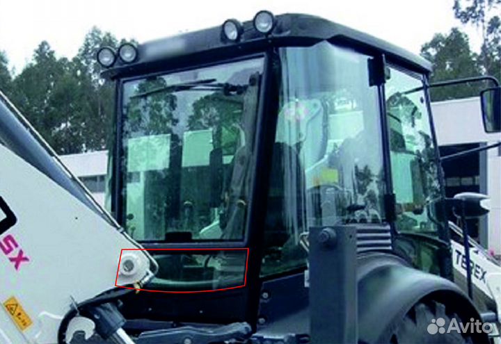 Стекло заднее нижнее Terex 820, 860 гг