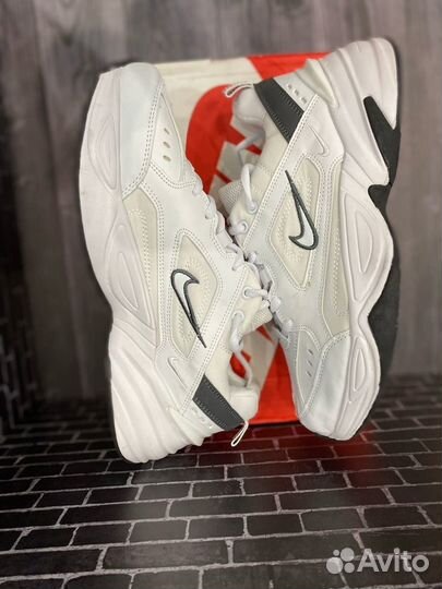 Кроссовки Nike