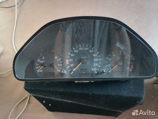 Приборная панель Mercedes w202