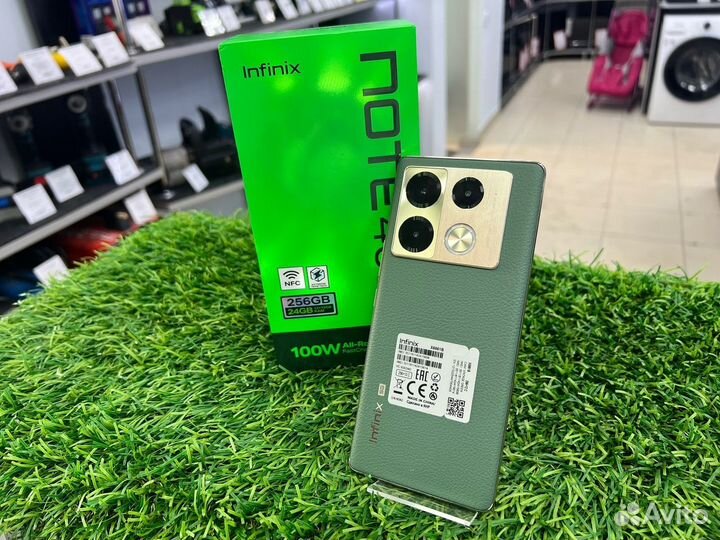 Infinix Note 40 Pro, 12/256 ГБ