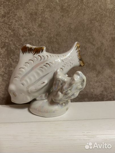 Статуэтка «Рыбка на рифе»