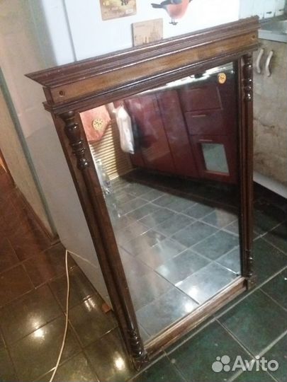 Антикварное зеркало