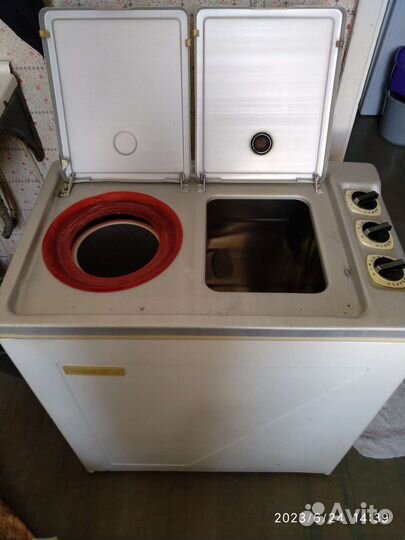 Стиральная машинка Чайка