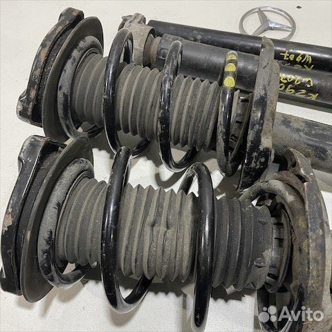 Комплект амортизаторов Мерседес w207 w204