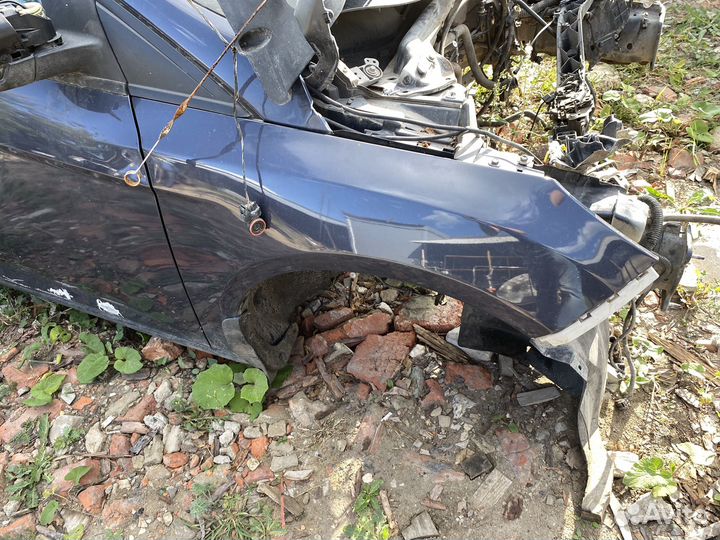 Крыло переднее правое Форд Фокус3 б/у оригинал