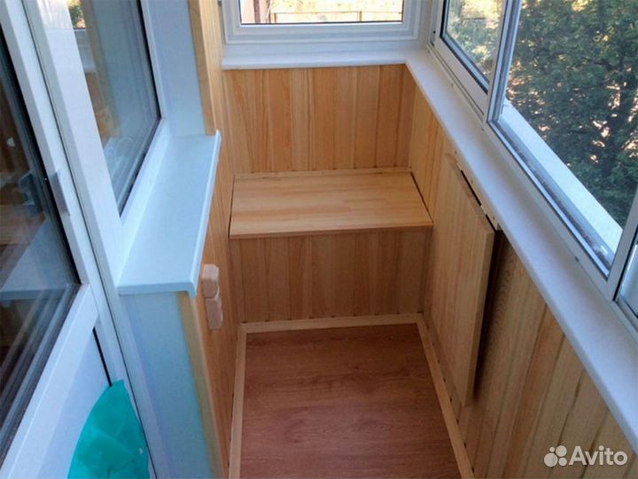 Балкон маленький с отделкой