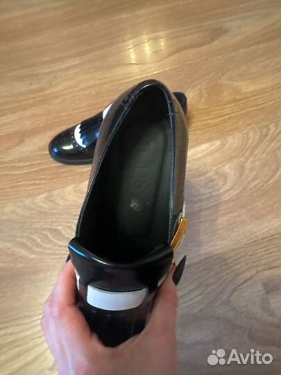 Туфли женские Tods