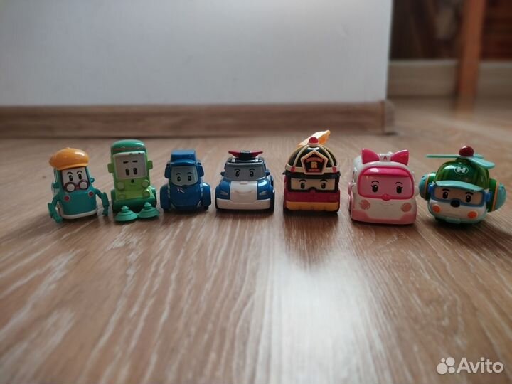 Робокар Поли