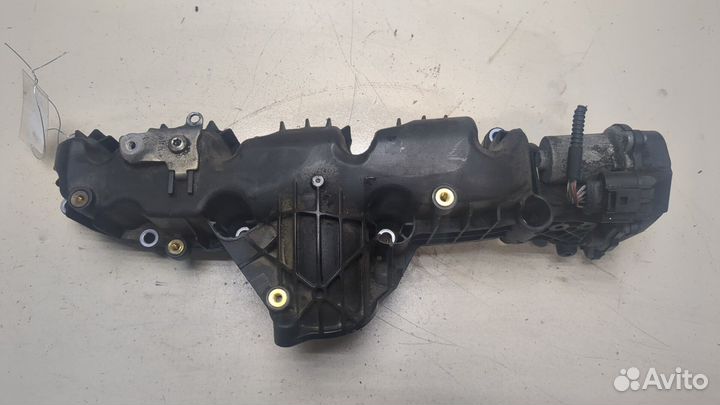 Коллектор впускной Seat Exeo, 2011