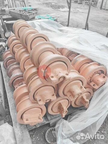 Каток опорный Hyundai 81E5-2301