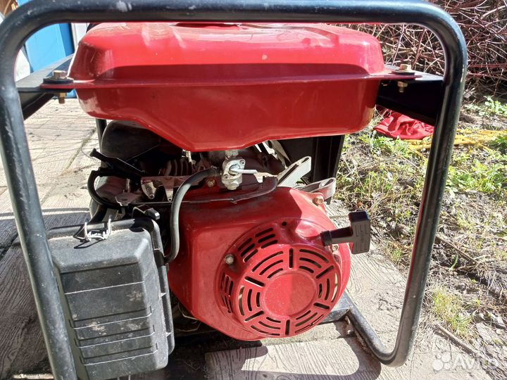Генератор бензиновый 5.5 квт бу