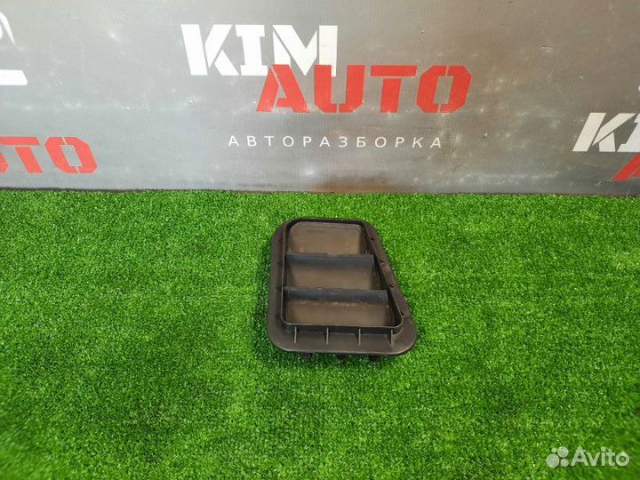 Решетка вентиляционная левая Hyundai Ix35 2.0 G4KD