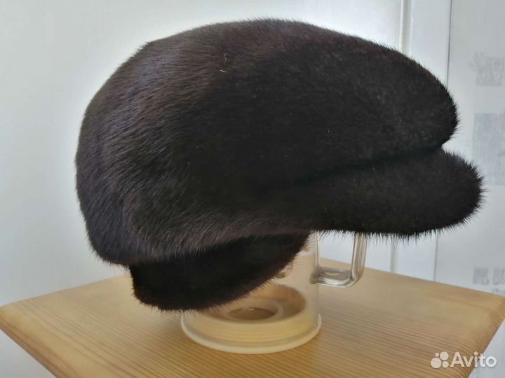 Меховая мужская кепка