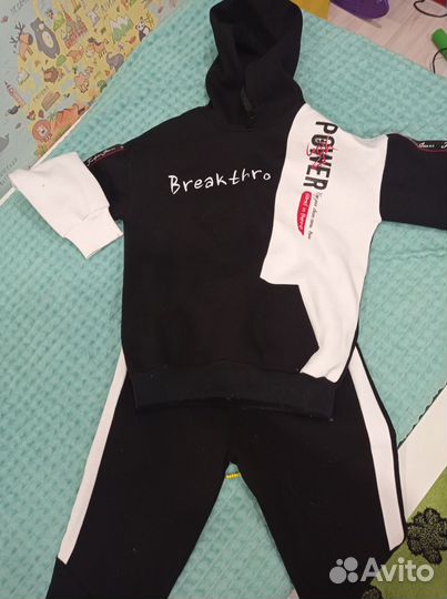 Продам новый спортивный костюм