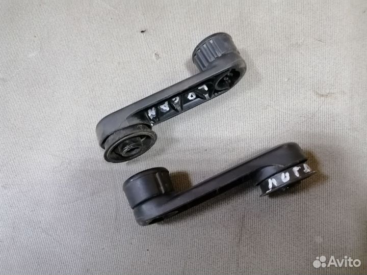 Ручка стеклоподъемника Renault Logan 2005-2014