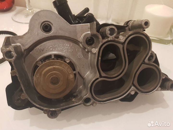 Продаю помпу на шкоду октавия а7, оригинал