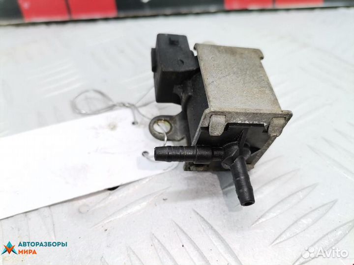 Клапан вакуумного управления Volkswagen Passat B3