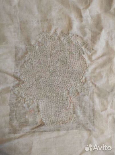 Картина, вышитая вручную бисером