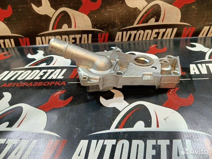 Корпус помпы Ford Focus 1 седан 2001-2007