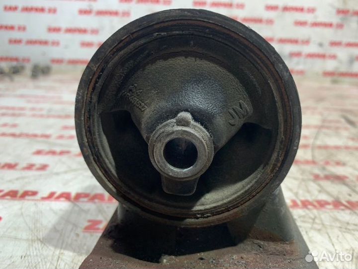 Подушка двигателя левая Mitsubishi Airtrek CU5W