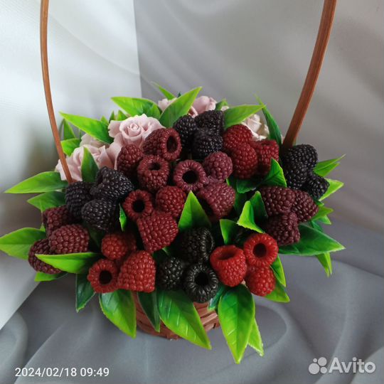 Букет в корзине из мыла ручной работы к 8 марта