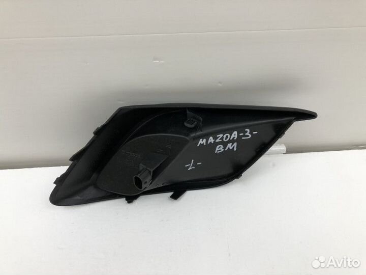 Заглушка бампера левая Mazda 3 3 (BM)