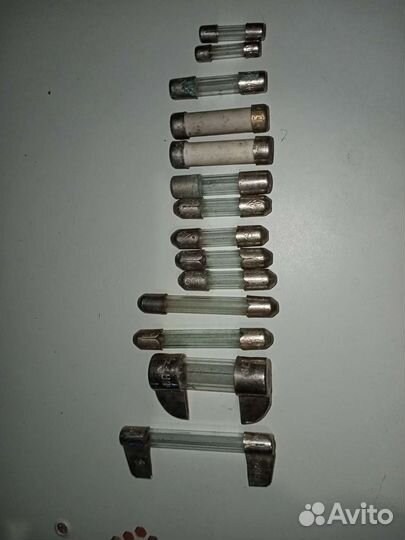 Лампочки и предохранители