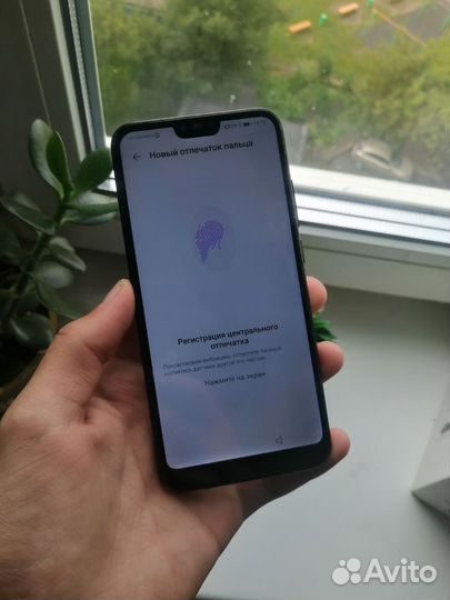 Honor 10 64Gb