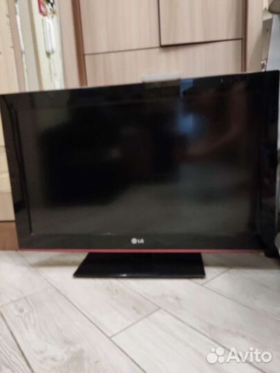 Телевизор LG 32LD350