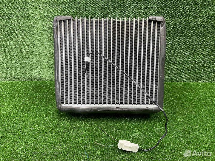 Испаритель кондиционера nissan gloria ENY34 RB25DE