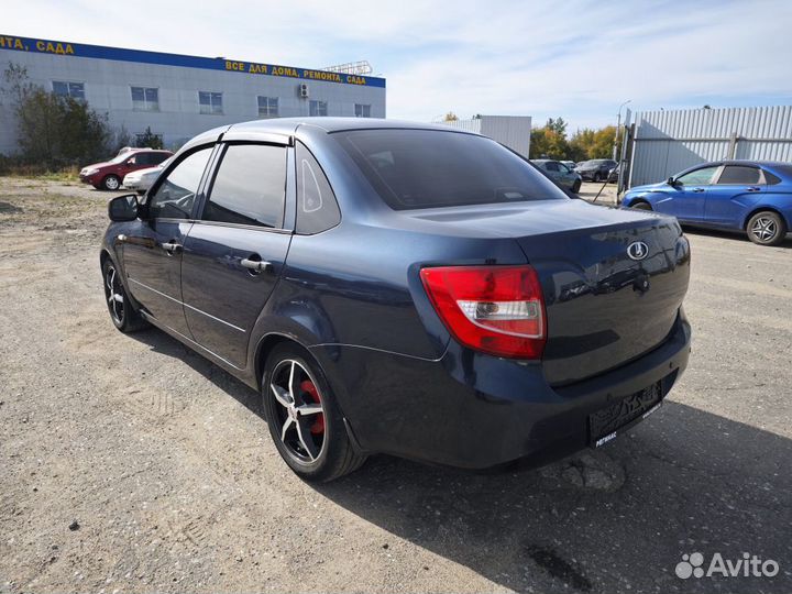 LADA Granta 1.6 МТ, 2012, 245 314 км