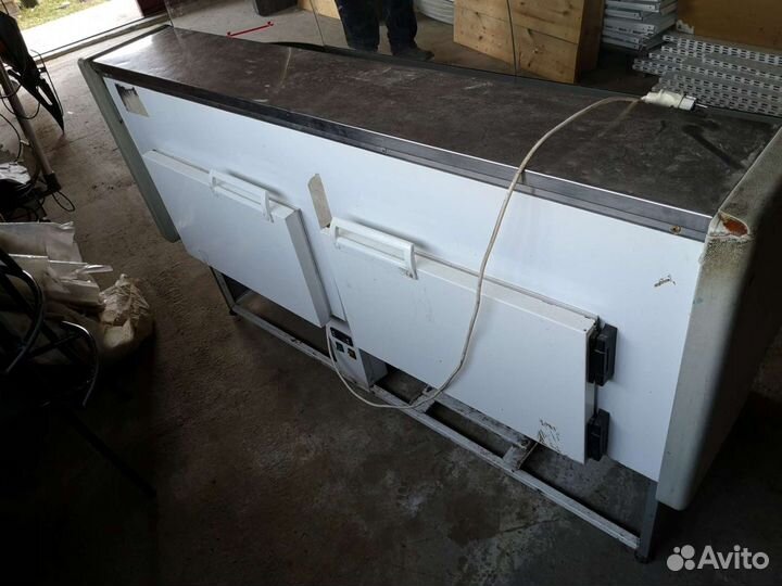 Холодильник витрина бу