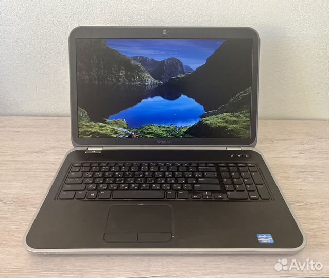 Ноутбук Dell Inspiron 7720