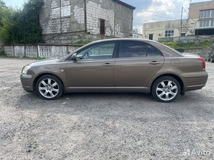 Toyota Avensis 2.0 AT, 2004, 325 000 км