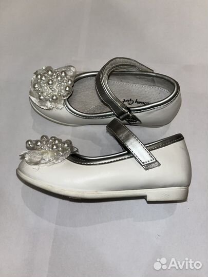 Детские туфли