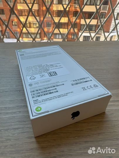 iPhone 15 Pro, 256 ГБ