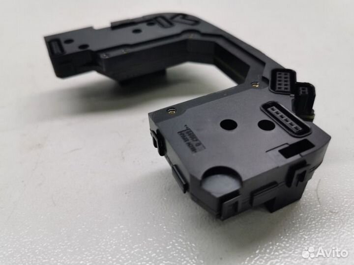 Блок подрулевых переключателей Audi A6 C6 3.2 2007