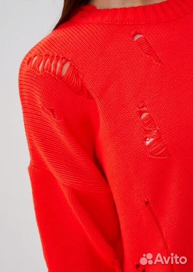 Свитер женский