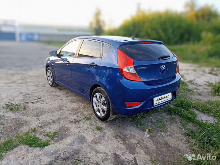 Hyundai Solaris 1.4 AT, 2012, 149 000 км