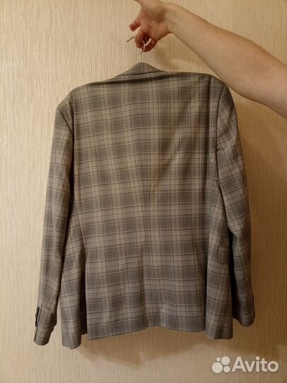 Мужской костюм тройка Б/У 52