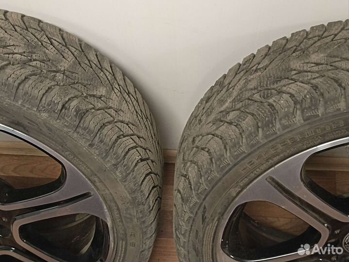Nokian Tyres Hakkapeliitta R3 245/40 R19
