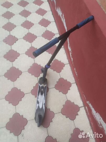 Трюковой самокат