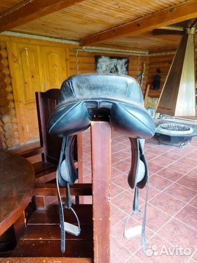 Конкурное седло